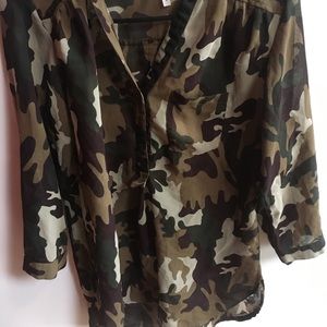 Women’s Charlotte and russe camo-shirt-size S.